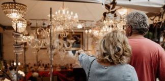 Torna la mostra mercato di antiquariato e vintage l’Antico e le Palme a Milano Marittima