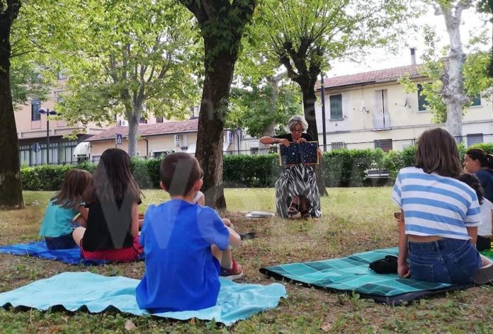 letture in giardino 1