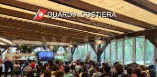 Sea Fucture Aloha: La Guardia Costiera di Ravenna incontra 75 alunni della scuola primaria “G. Garbaldi” di Porto Corsini