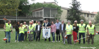 Dalla Round Table nuovi attrezzi e nuove divise per i volontari che si occupano del verde | VIDEO