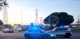 Incendio in un capannone di rifiuti alle Bassette. Fortunatamente nessun ferito o intossicato