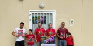 I colleghi di Grisù donano al gattile dell’associazione “Soli a quattro zampe” alimenti | FOTO