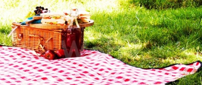 CS_087_Locandina UN CESTO AL TRAMONTO