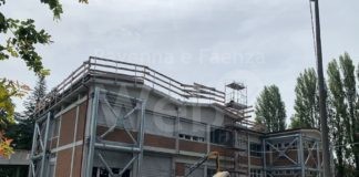 Conselice: un nuovo tetto per le scuole medie