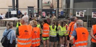 Alfonsine: nella piazzetta dell’ex mercato coperto la consegna degli attestati del piedibus