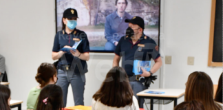 La Polizia di Stato nelle scuole per la “Giornata internazionale dei bambini scomparsi”