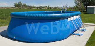 Codici: sul web è arrivata la truffa delle piscine, attenzione alle offerte