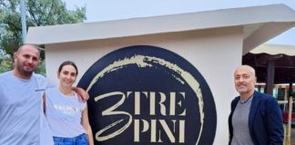Cambio generazionale nella gestione storica del Bagno Tre Pini a Punta Marina