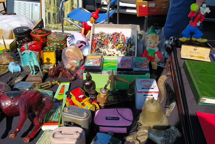 la-pulce-dacqua-2022-oggetti-in-vendita-2