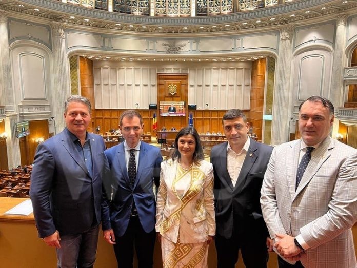 marco-dimaio-camera-romania