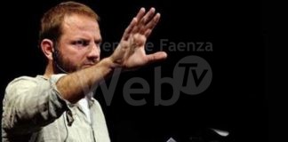 Recital comico venerdì al centro sociale Bosco Baronio