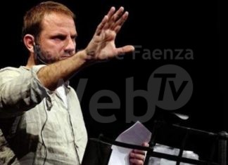 Recital comico venerdì al centro sociale Bosco Baronio