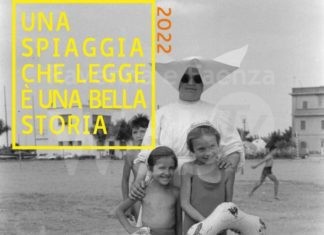 “Una spiaggia che legge è una bella storia”: i libri della Classense di nuovo disponibili negli stabilimenti balneari ravennati