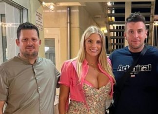 Francesca Cipriani (con il futuro sposo) avvistata a Pinarella