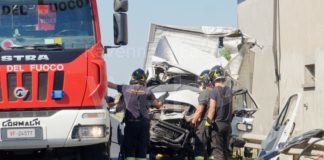 Tragico incidente a Lugo, perde la vita un giovane schiantandosi a bordo di un furgone su un muro di una casa