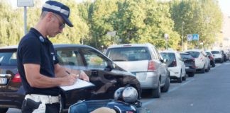 Rintracciata la persona fuggita dopo l’incidente con una Vespa in via di Roma