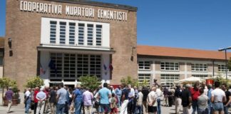 Cmc: in attesa di una soluzione incontrano rappresentanti di Mise, regione e il sindaco