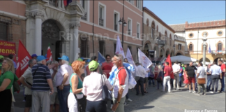 Crisi CMC: l’azienda in piazza a Ravenna. Delegazione ricevuta dal Prefetto