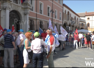 Crisi CMC: l’azienda in piazza a Ravenna. Delegazione ricevuta dal Prefetto
