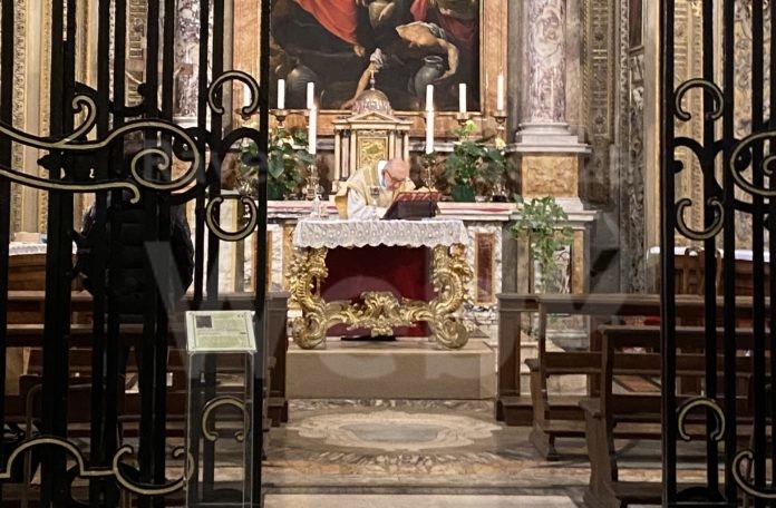 don Enea Paganotto celebra