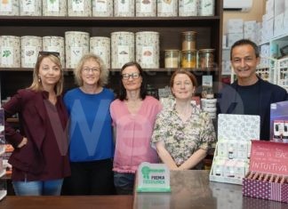 Confesercenti premia l’eccellenza per l’imprenditoria femminile: l’Erboristeria La Cannella conquista la giuria.