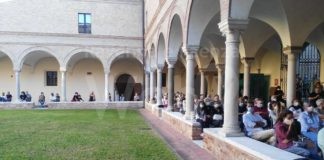 Maratona di lettura di “Oltre Dante” e la prima edizione del concorso “L’alloro di Dante”