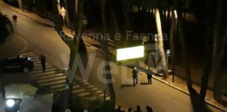 Ubriaco molesto insulta e minaccia i turisti a Tagliata