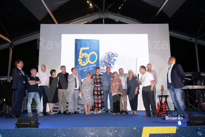 D9E38A64-174C-41BB-AA6D-5D78E1F062EC