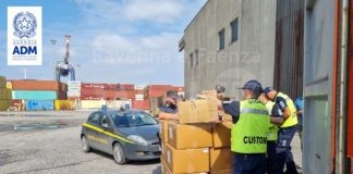 Sequestrati al porto oltre 10.000 articoli privi di certificazione sanitaria e Documentazione tecnica di sicurezza importati dal Pakistan