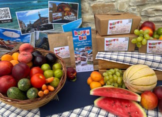 Frutta fresca biologica in spiaggia, riparte il tour di Happy Bio 2022