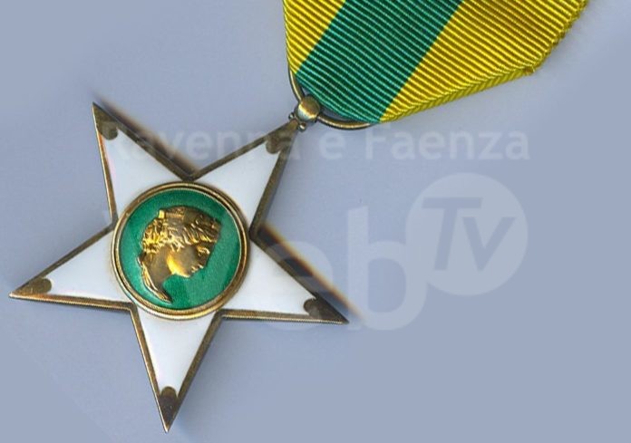 stella-al-merito-del-lavoro-e1629201661677