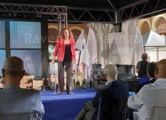 Confcommercio Ascom Lugo, “Tutto quello che sto per dirvi è falso”: uno spettacolo teatrale per seminare la cultura della legalità