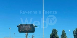 Tamponamento a catena: due feriti e 4 km di coda sulla A14 | FOTO