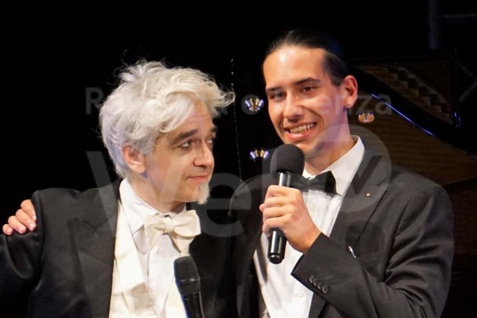 5d5e3852-e57e-4343-bc7f-8436ead1ce6e