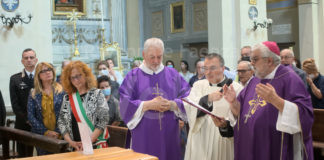 Conselice: Celebrati i funerali di Monsignor Pietro Mongardi. Chiesa gremita