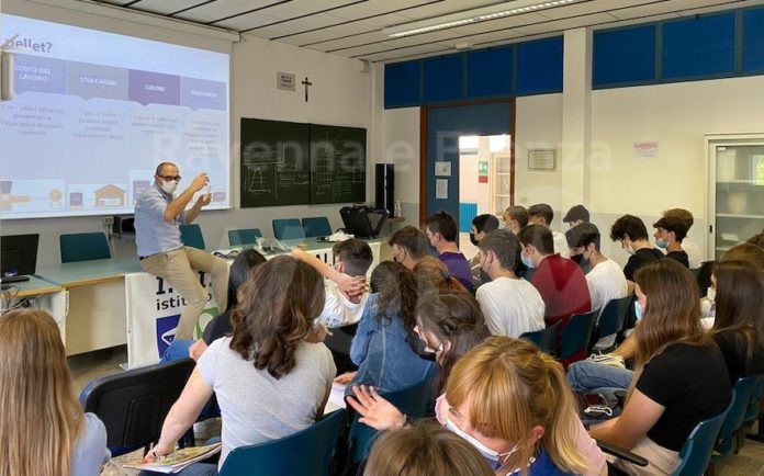 PHOTO-2022-05-25-16-08-52 (1)