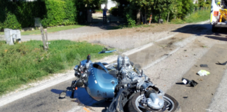 Incidente con la moto a Solarolo, grave un 48enne