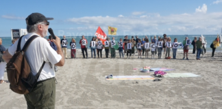 In marcia contro il rigassificatore: “Continuerà ad alimentare la dipendenza energetica da altri Stati”