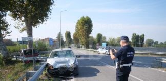Incidente automobilistico tra Russi e Bagnacavalo: 31enne trasportato al Bufalini