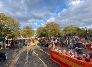 Domenica al Gallery torna la fiera del riuso di Ravenna centro Storico