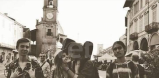 L’immagine più nota di Faenza nel Mondo, i Maneskin tornano sui social con la foto al Mei di Faenza