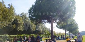 Caldarroste, cagnina e laboratori green per l’ultima domenica contadina d’autunno al parco Teodorico