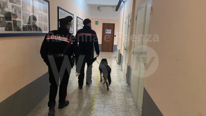 carabinieri droga scuole-2