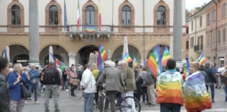 In Piazza del Popolo il presidio per la pace