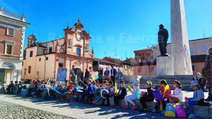 photo_5891069502626577975_y