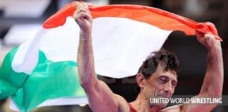 Domenico Piccinini Campione Mondiale Master di lotta greco-romana in Bulgaria