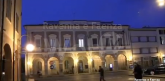 Illuminazione pubblica. Russi continuerà a spegnere i lampioni di notte: “Aiuteremo chi è in difficoltà a pagare le bollette”