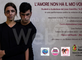 “Uomini in scarpe rosse contro la violenza sulle donne”, un corteo in centro storico