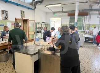 Centoventi pasti serviti dai volontari dell’Opera di Santa Teresa e Caritas per la VI Giornata mondiale dei Poveri