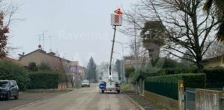Conselice: guasto all’impianto di pubblica illuminazione, in corso i lavori di riparazione
